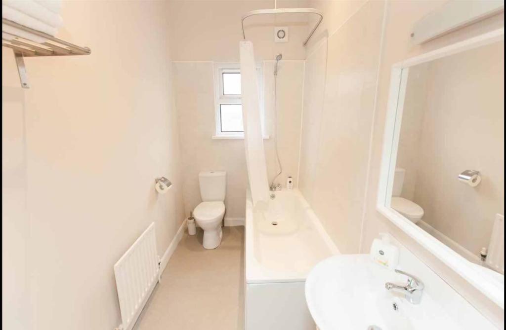 Homestay Deacon Street Town House *